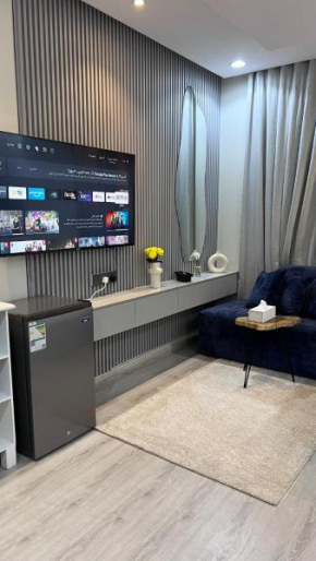 Comfortable studio with self access